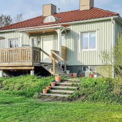 Stunning Home In Arvika With 3 Bedrooms And Wifi