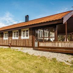 Lovely Home In Vingelen With Kitchen