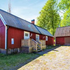 Nice Home In Munka Ljungby With 1 Bedrooms, Wifi And Sauna