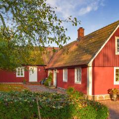 3 Bedroom Pet Friendly Home In Ystad