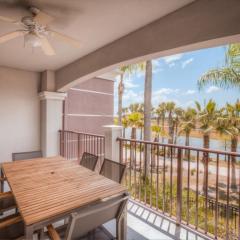 Beautiful LAKEVIEW Deluxe Condo Near Theme Parks