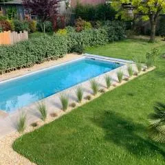 Chambre d'hôtes de Verdigné Piscine chauffée Parking Wifi