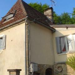 Maison de 3 chambres avec jardin clos a Teyssieu