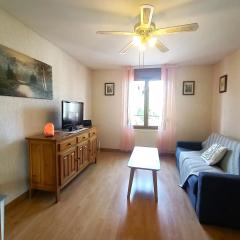 T3 Spacieux avec Balcon et WIFI, Animaux Acceptés - FR-1-555-62