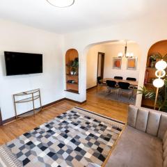 Charming 3Bdrm●Perfect Location ● Award Winning Beds