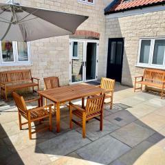 Rye Court Cottage - Stunning cottage in central Helmsley with parking