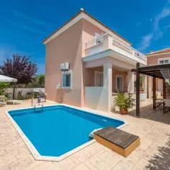 Lorenzo Villas with Private Pool, 200m from the beach, by ZanteWize