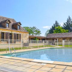 Stunning Home In Eglise Neuve Dissac With 5 Bedrooms, Private Swimming Pool And Outdoor Swimming Pool