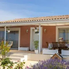 MAISON PROVENÇALE calme et ensoleillée