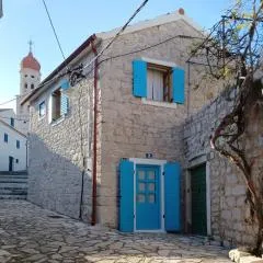 Kamena kuća Vrh