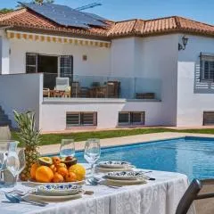 Relax, Family, Telecommuting & Private Pool