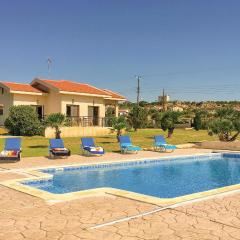 Awesome Home In Maroni-larnaca With Wifi