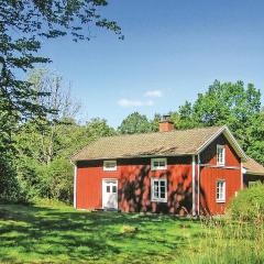 Stunning Home In Lnashult With Kitchen