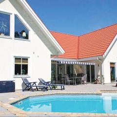 Beautiful Home In Nybrostrand With 5 Bedrooms, Private Swimming Pool And Outdoor Swimming Pool