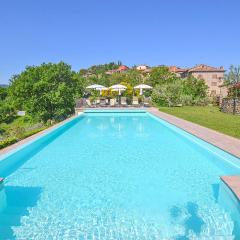 Amazing Home In Arezzo With Outdoor Swimming Pool
