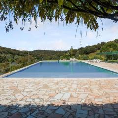 Country mansion in Montemor o Novo Alentejo with shared pool