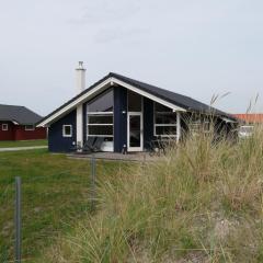 Resort 2 Beach House B 92