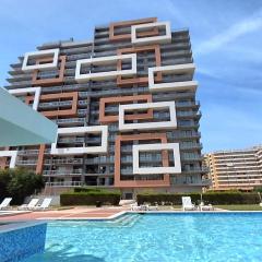 Rocha Tower 12C