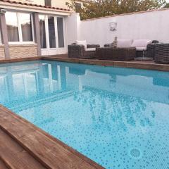 Villa 8p piscine+ spa+Clim+ 4 SDB proche des plages