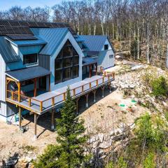 Franconia Heights Sustainable Mtn Apartment