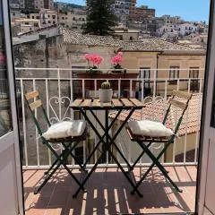 Pizzo Central House