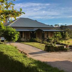 Battunga Cottages