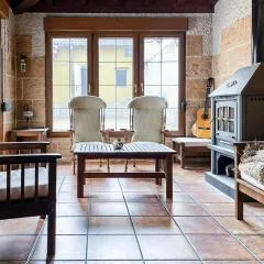 Casa El Arrabal, casa con chimenea, piscina y patio