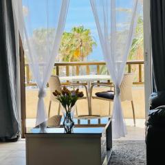 PARQUE SANTIAGO, PLAYA DE LAS AMERICAS with parking