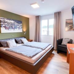 swissme - 100qm - Balkon - 2 Bäder - Parkplatz - Fußbodenheizung