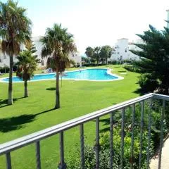 3 bedrooms with pool & parking, close to sea and Gibraltar