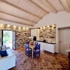 STAZZO SAN TEODORO LA QUERCIA Piscina Condivisa