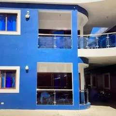 Cabarette Apartments