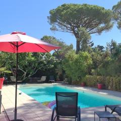 Ste Maxime Villa 5 etoiles Piscine chauffée et jacuzzi