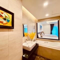 FLC SEA TOWER - 4 SEASONS Apartment