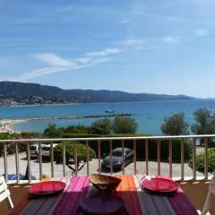 Appartement 1er étage, "les pieds dans l'eau", Le Lavandou - FR-1-308-61
