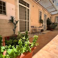 Interno 2 Il giardino segreto CENTRO