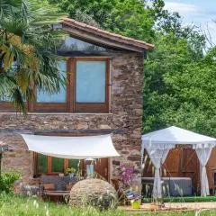 Suite rural estilo Farm con jacuzzi y chimenea