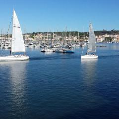 T2 VUE MER avec PARKING PISCINE TENNIS BOULODROME PARC ENFANTS
