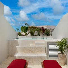 Private Rooftop Studio with Pool - Tulum La Veleta - A307