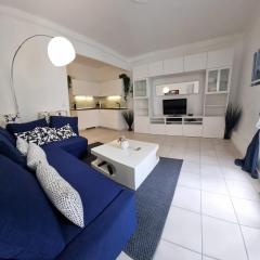 Au cœur du village de Lamanon **