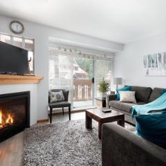 3BR in Sunpath, King Bed, Village Location, Private Patios, Hot Tub and Pool