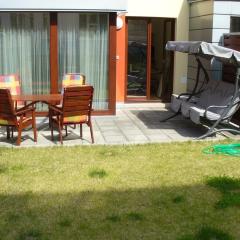 Garden apartment with garage in central Prague