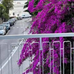 WELCOME RIVIERA -TORRE D'AVORIO APPARTAMENTO 126 mq piu'terrazzo25 mq - totalmente rinnovato- 250 m dal centro - parcheggio a pagamento 15 euro al giorno da prenotare in anticipo salvo dispo -parking at 15 euro per day to be booked in advance if available
