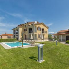 Silvia II with Private Pool