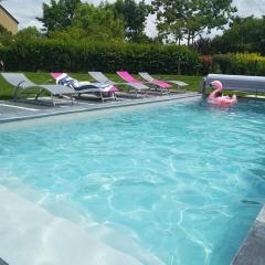 Maison au calme avec piscine , proche mer et ville