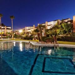 Adosado para familias al lado de la playa, con piscina