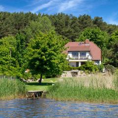 Selliner Ferienappartements mit Balkon und Seeblick