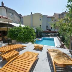 Villa Vlade- from the heated pool to the beach in 1 minute