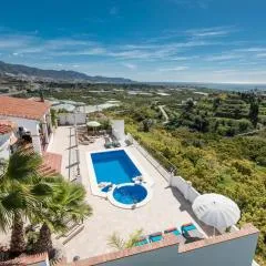 Villa Natalia Sol by Villa Plus