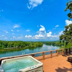 Lovely Hot Springs Escape with Deck and Hot Tub!